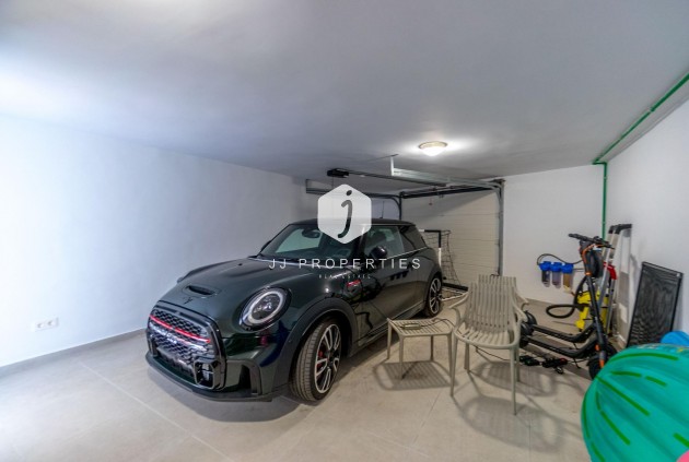 Segunda mano - Villa -
Torrevieja - La veleta