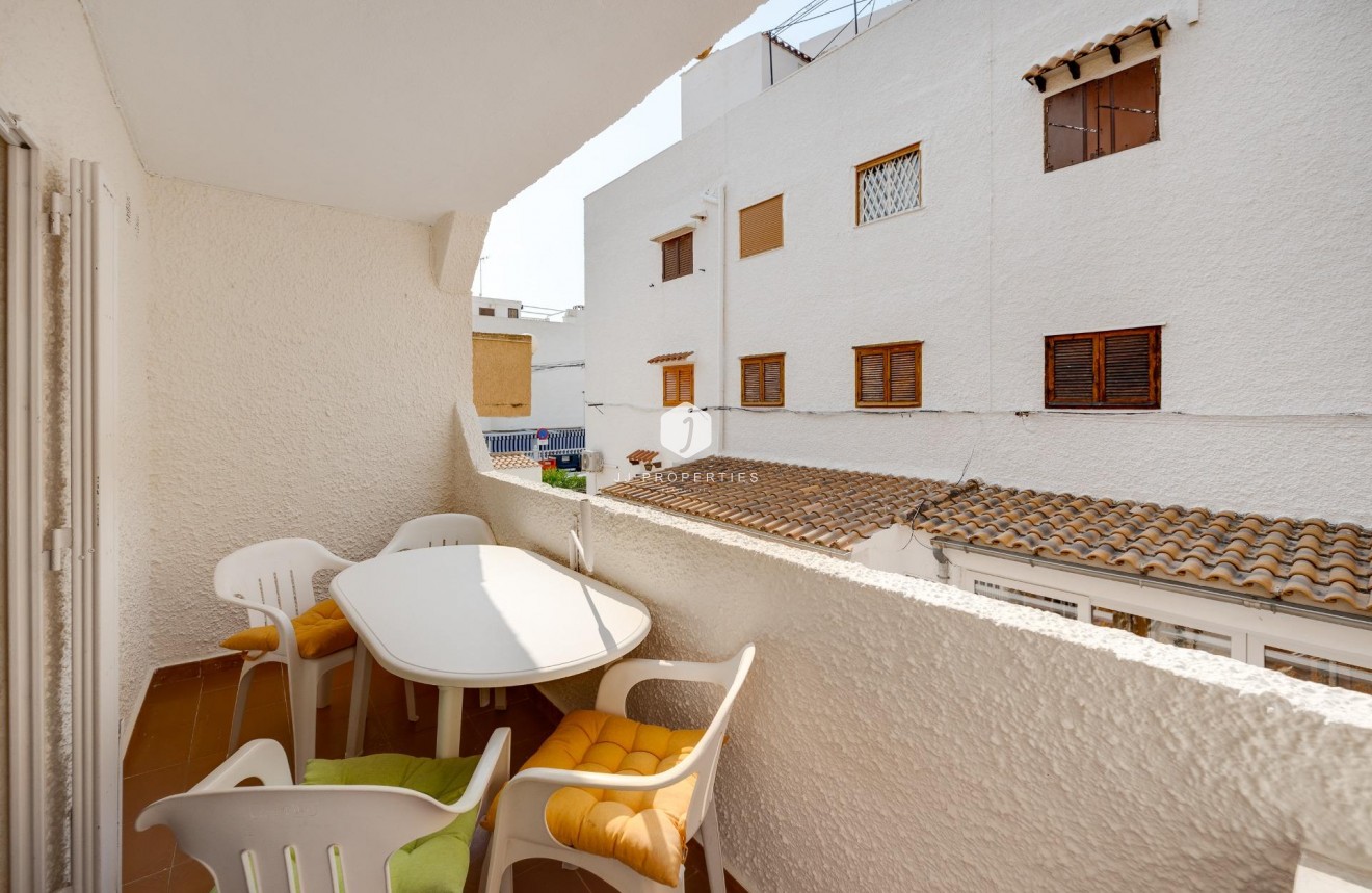 Segunda mano - Apartamento / piso -
Torrevieja - La Mata