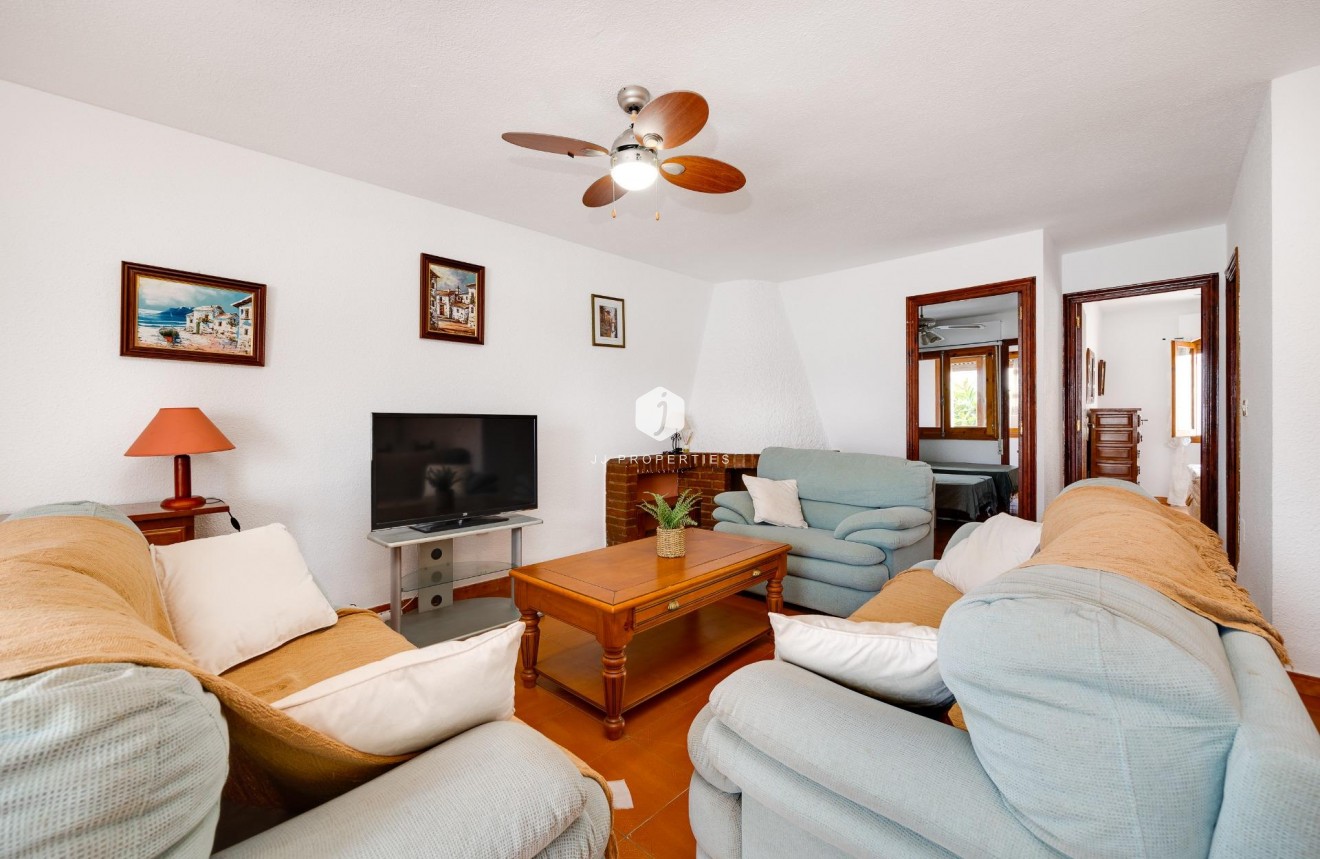 Segunda mano - Apartamento / piso -
Torrevieja - La Mata