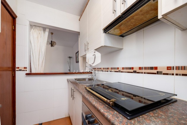 Segunda mano - Apartamento / piso -
Torrevieja - La Mata