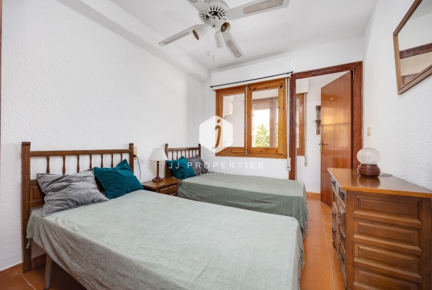 Segunda mano - Apartamento / piso -
Torrevieja - La Mata