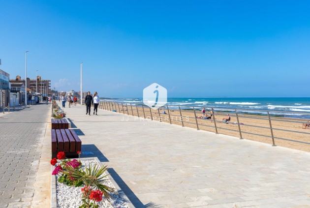 Segunda mano - Apartamento / piso -
Torrevieja - La Mata