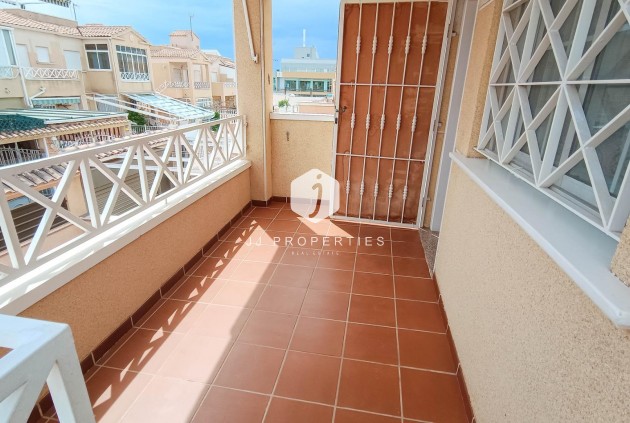 D'occasion - Bungalow -
Torrevieja - Parque Acuático - Sector 25