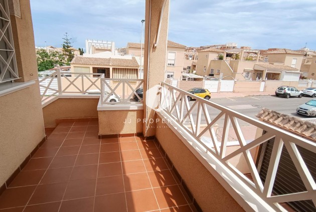 D'occasion - Bungalow -
Torrevieja - Parque Acuático - Sector 25