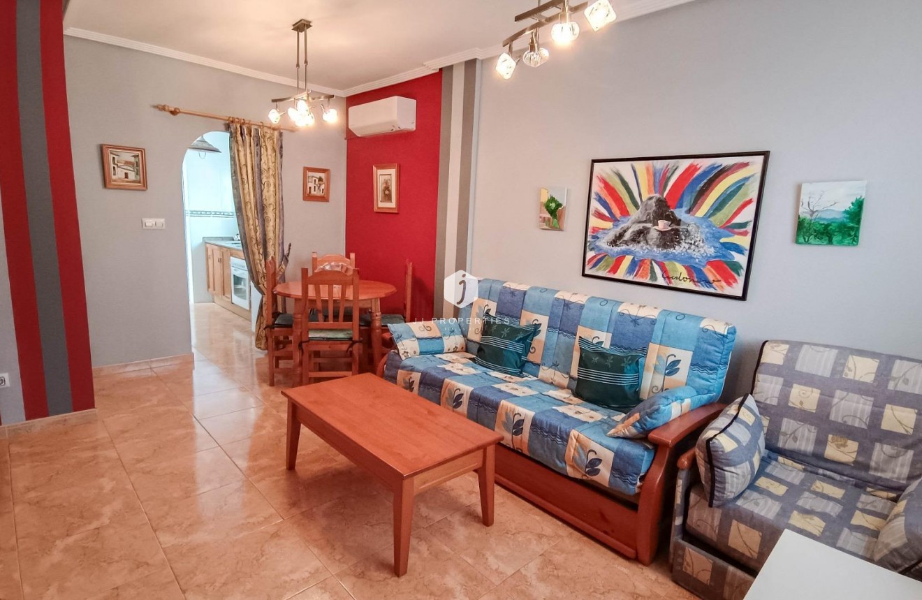 D'occasion - Bungalow -
Torrevieja - Parque Acuático - Sector 25