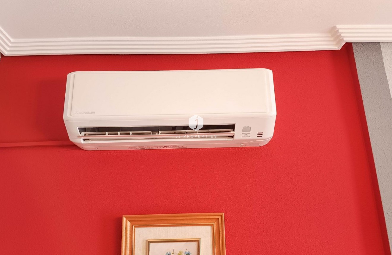 D'occasion - Bungalow -
Torrevieja - Parque Acuático - Sector 25