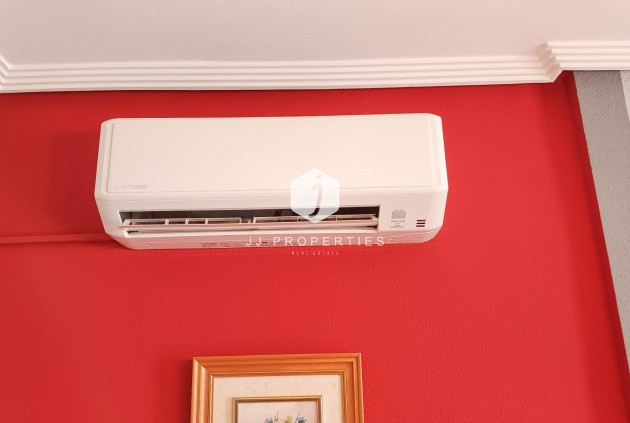 D'occasion - Bungalow -
Torrevieja - Parque Acuático - Sector 25