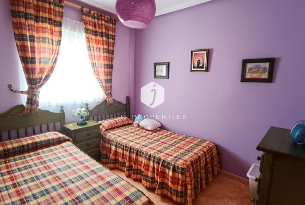 D'occasion - Bungalow -
Torrevieja - Parque Acuático - Sector 25