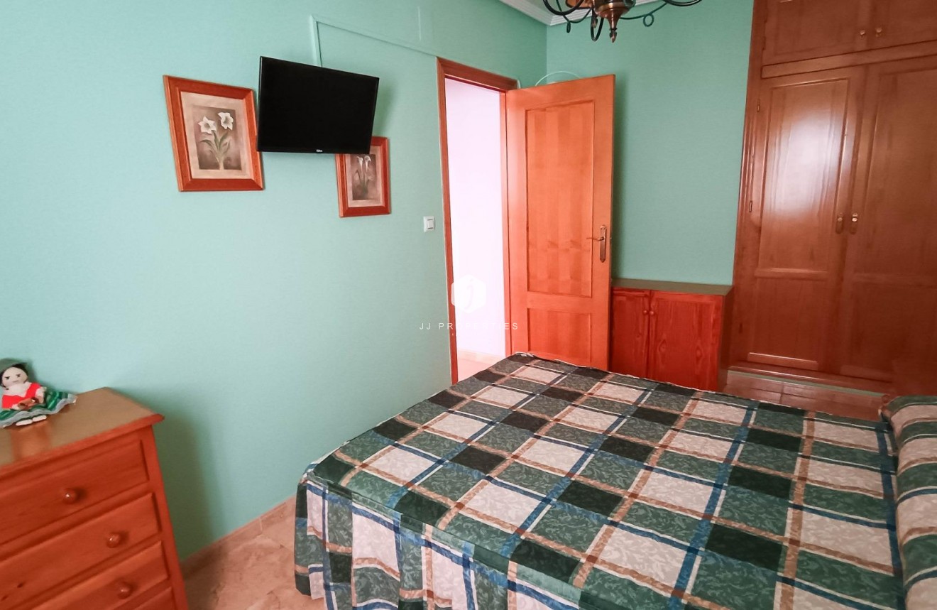 D'occasion - Bungalow -
Torrevieja - Parque Acuático - Sector 25