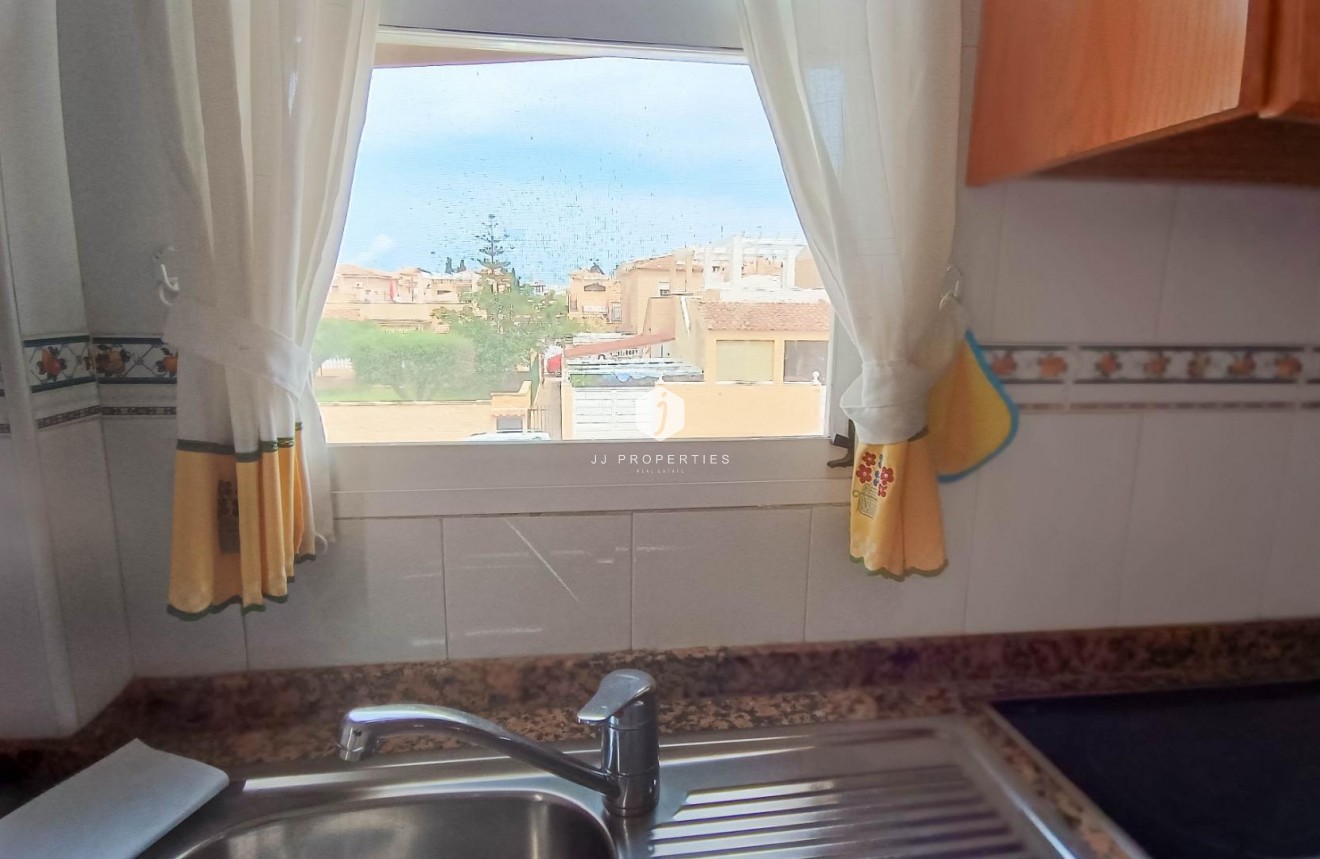 D'occasion - Bungalow -
Torrevieja - Parque Acuático - Sector 25