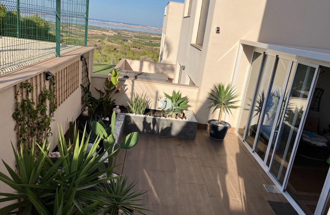 D'occasion - Bungalow -
San Miguel de Salinas - Las Colinas