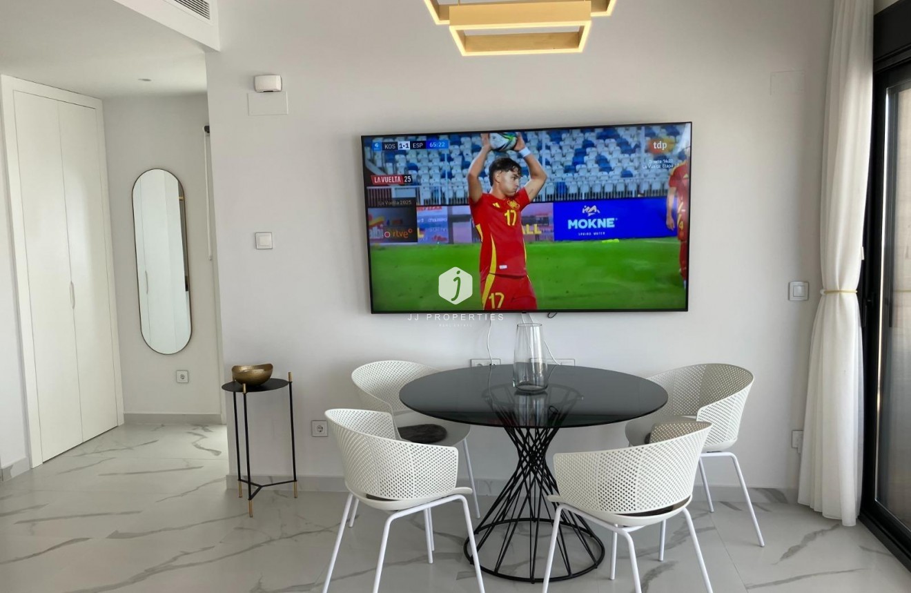 D'occasion - Bungalow -
San Miguel de Salinas - Las Colinas