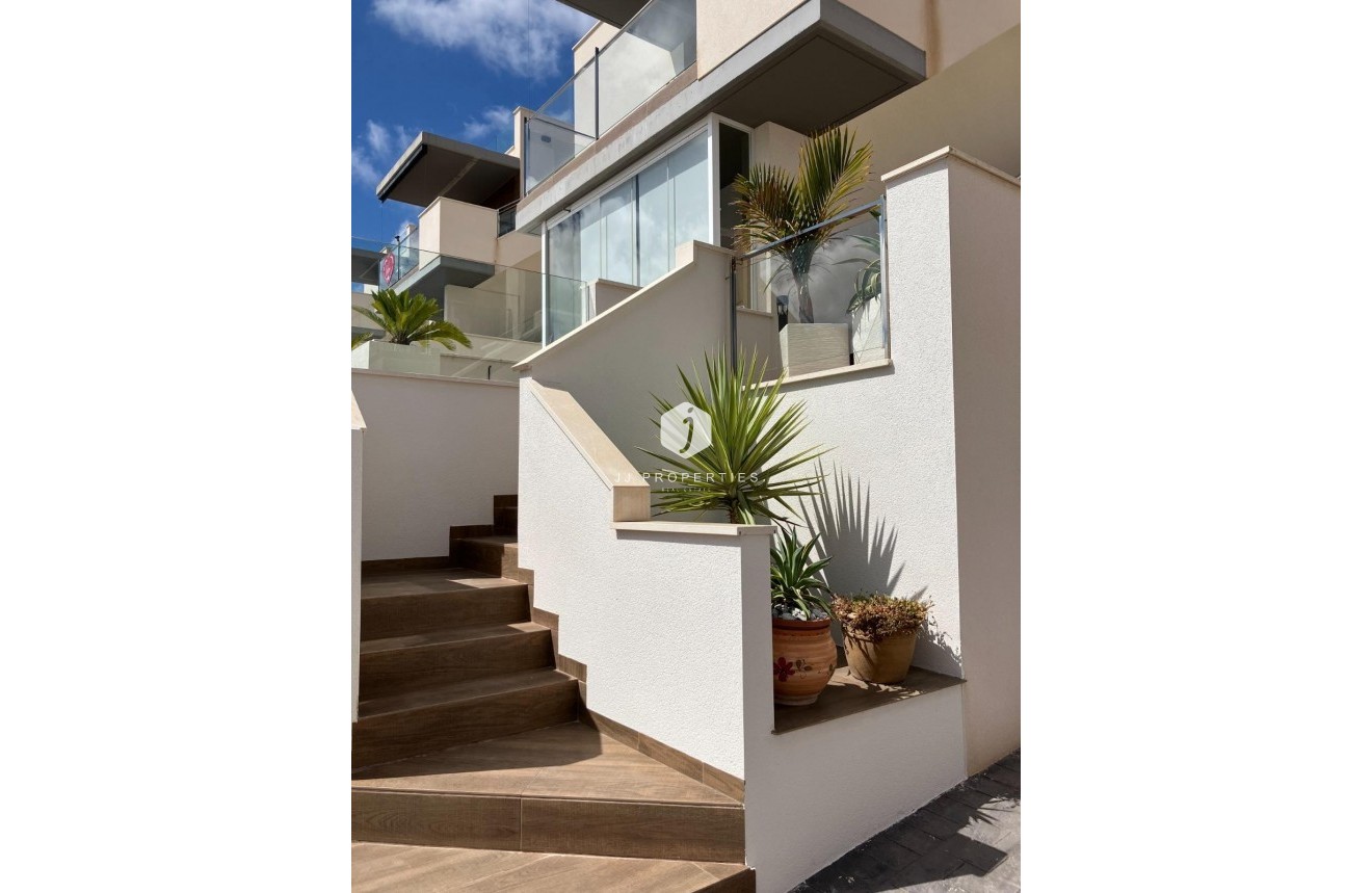 D'occasion - Bungalow -
San Miguel de Salinas - Las Colinas