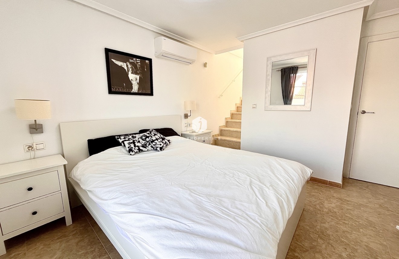 Segunda mano - Chalet -
La Mata - Costa Blanca