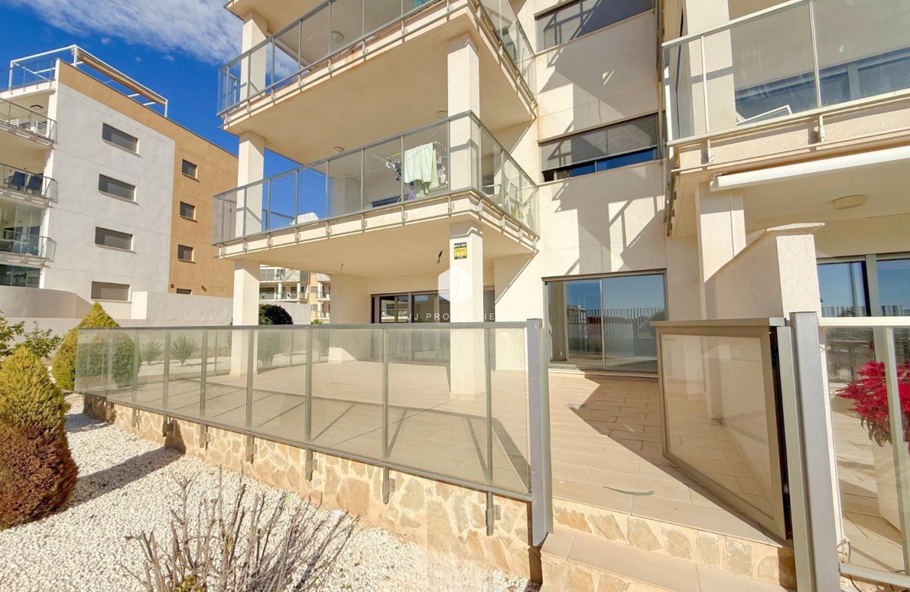 Aus zweiter Hand - Wohnung -
Orihuela Costa - La Zenia