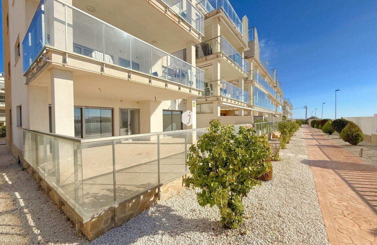 Aus zweiter Hand - Wohnung -
Orihuela Costa - La Zenia