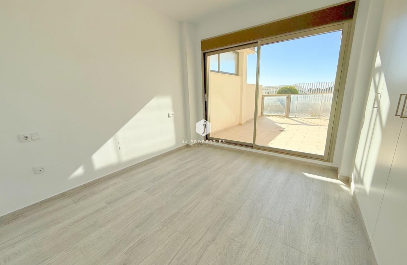 Aus zweiter Hand - Wohnung -
Orihuela Costa - La Zenia