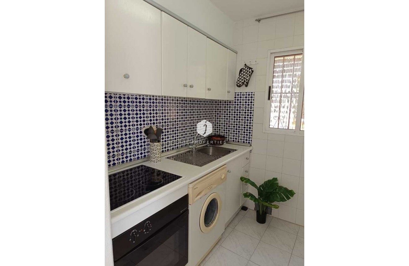 Tweedehands - Penthouse -
Torrevieja - Auguas Neuvas