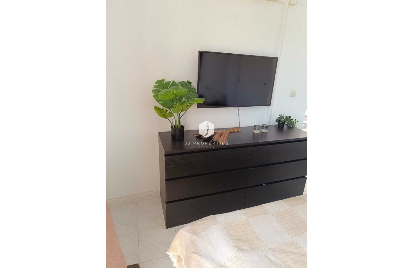 Tweedehands - Penthouse -
Torrevieja - Auguas Neuvas