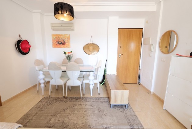 Segunda mano - Apartamento / piso -
Campoamor - Costa Blanca