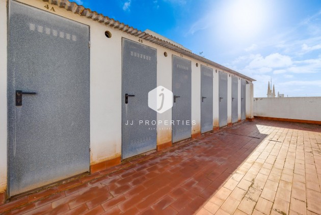 D'occasion - Attique -
Torrevieja - Paseo maritimo