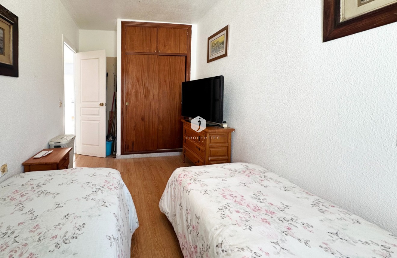 Segunda mano - Bungalow -
Orihuela Costa - Costa Blanca