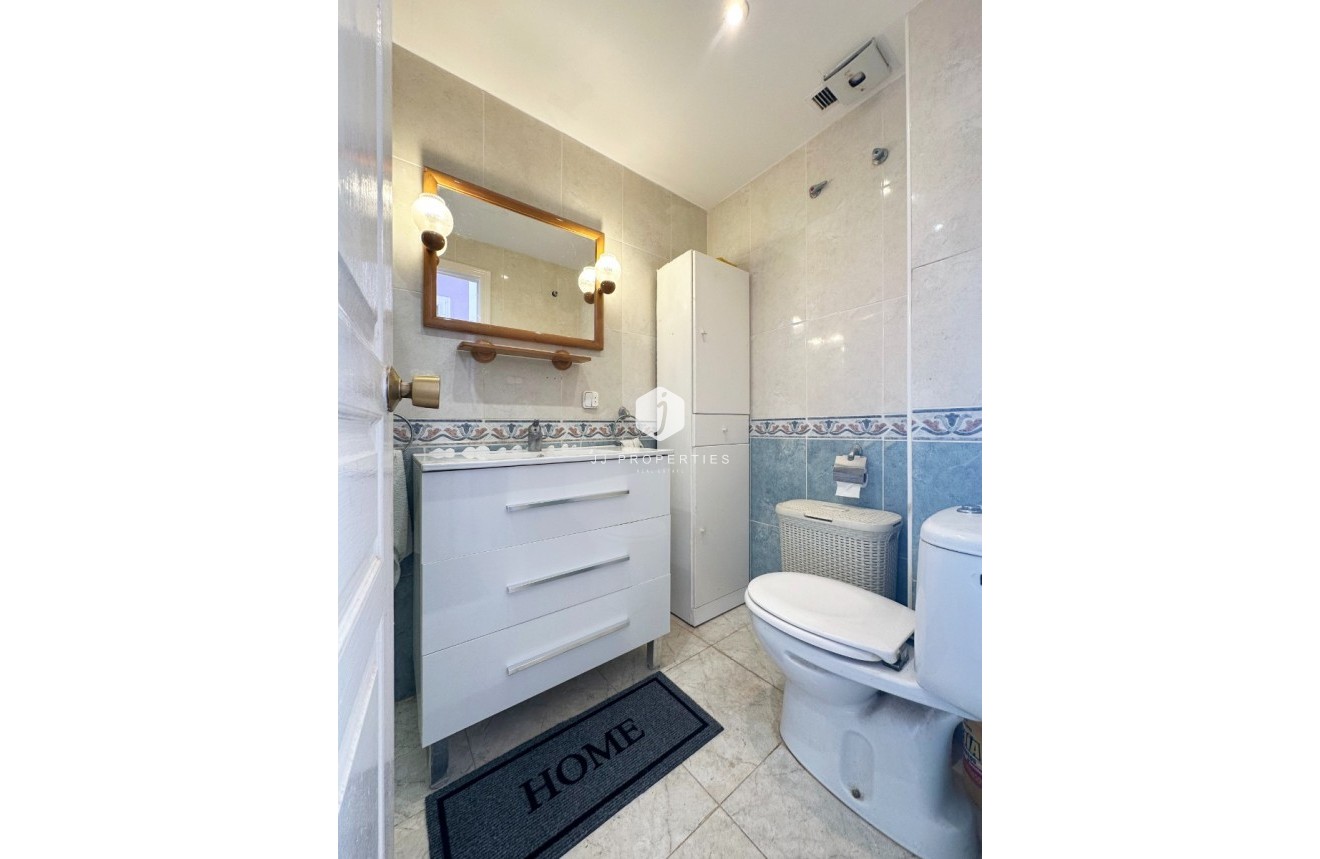 Segunda mano - Bungalow -
Orihuela Costa - Costa Blanca