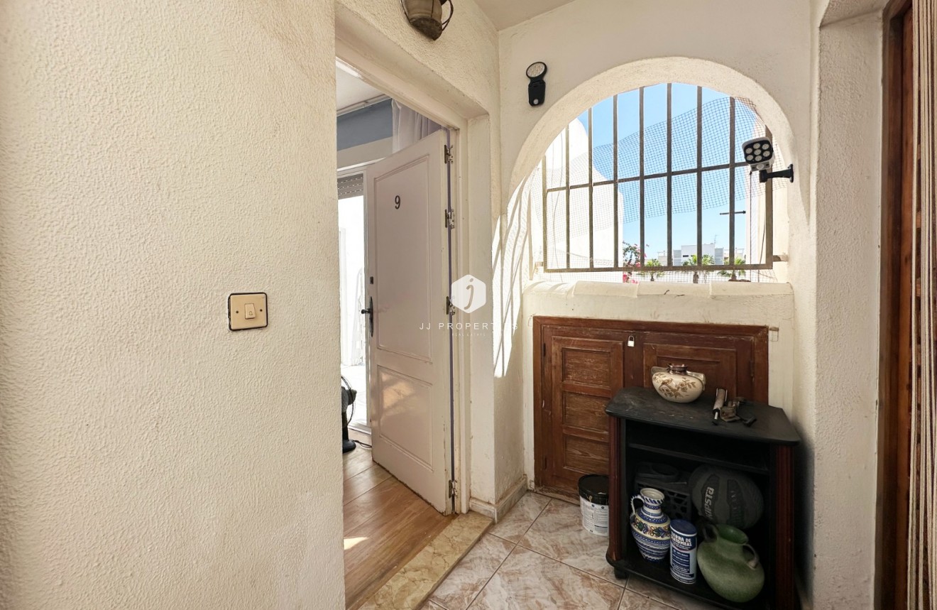 Segunda mano - Bungalow -
Orihuela Costa - Costa Blanca