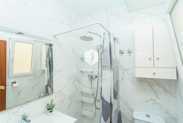 Segunda mano - Apartamento / piso -
Torrevieja - Playa del Cura