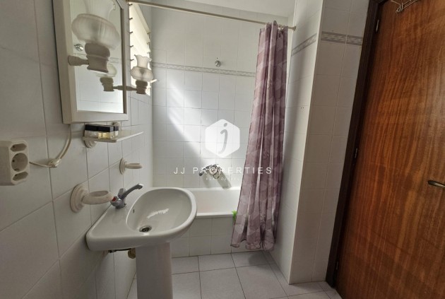 Aus zweiter Hand - Wohnung -
Torrevieja - Centro