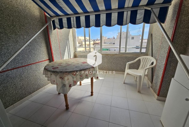 Aus zweiter Hand - Wohnung -
Torrevieja - Centro