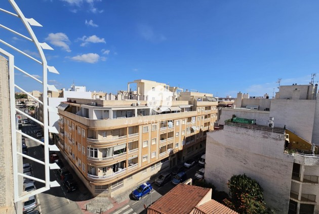 Aus zweiter Hand - Wohnung -
Torrevieja - Centro