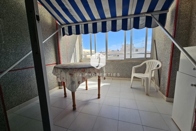 Aus zweiter Hand - Wohnung -
Torrevieja - Centro