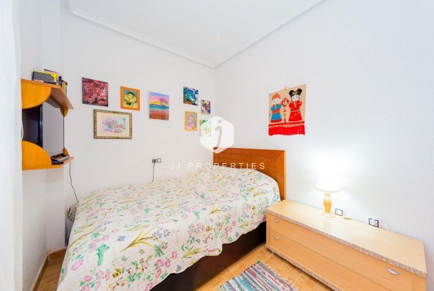 Segunda mano - Apartamento / piso -
Torrevieja - Centro