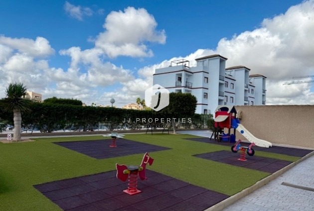 Segunda mano - Apartamento / piso -
Orihuela Costa - Costa Blanca