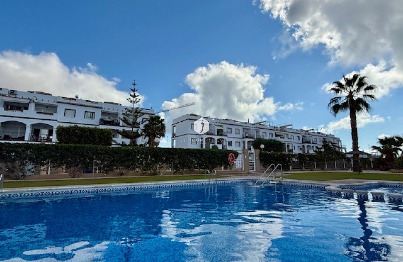 Segunda mano - Apartamento / piso -
Orihuela Costa - Costa Blanca