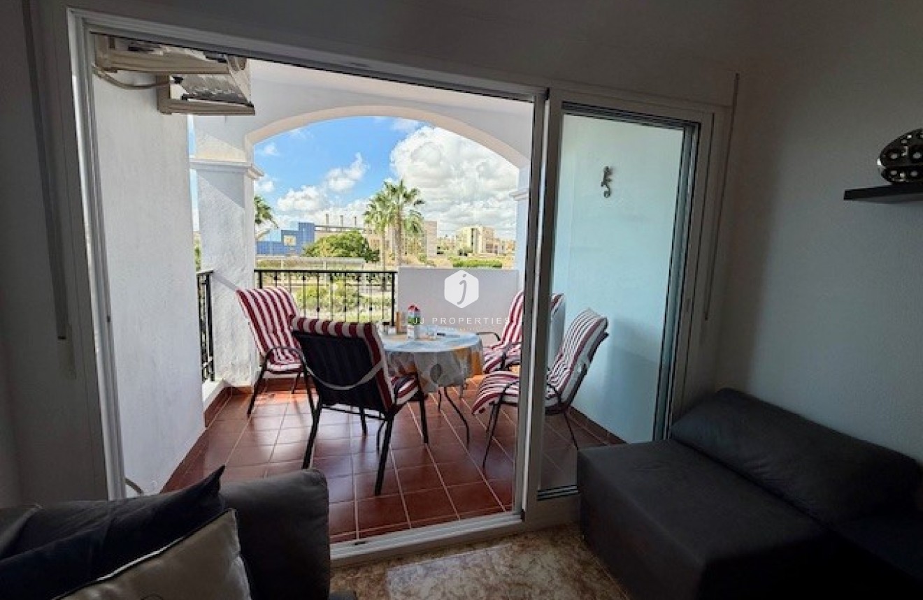 Segunda mano - Apartamento / piso -
Orihuela Costa - Costa Blanca