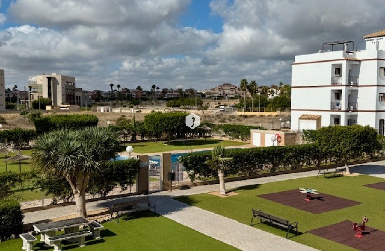 Segunda mano - Apartamento / piso -
Orihuela Costa - Costa Blanca