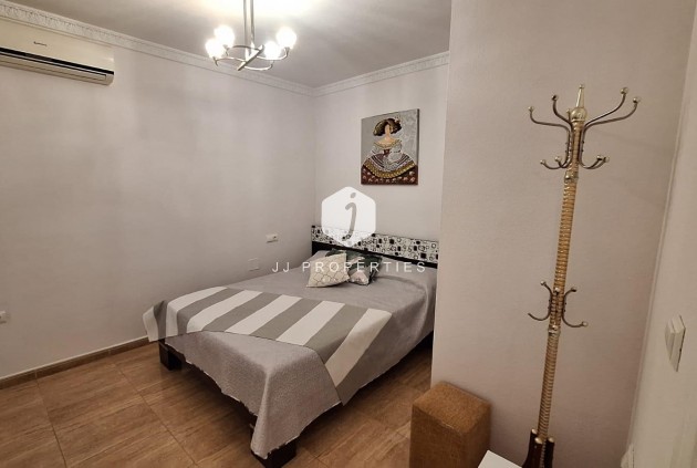 Segunda mano - Apartamento / piso -
Torrevieja - Playa del Cura