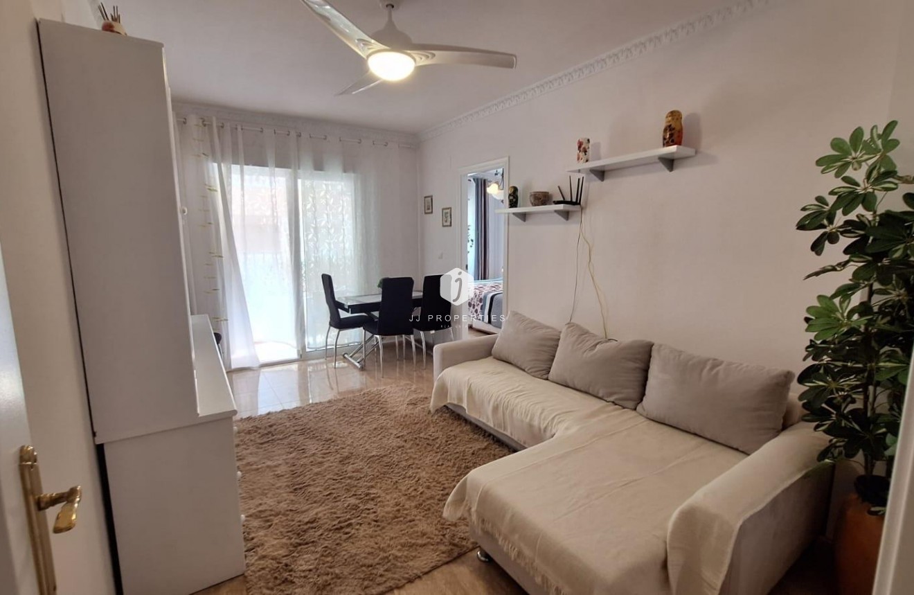 Segunda mano - Apartamento / piso -
Torrevieja - Playa del Cura