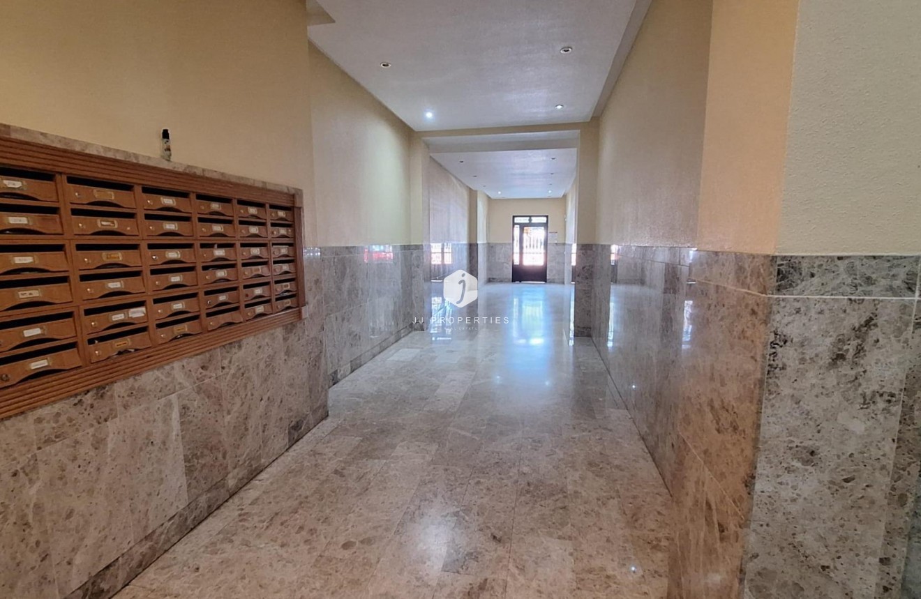 Segunda mano - Apartamento / piso -
Torrevieja - Playa del Cura