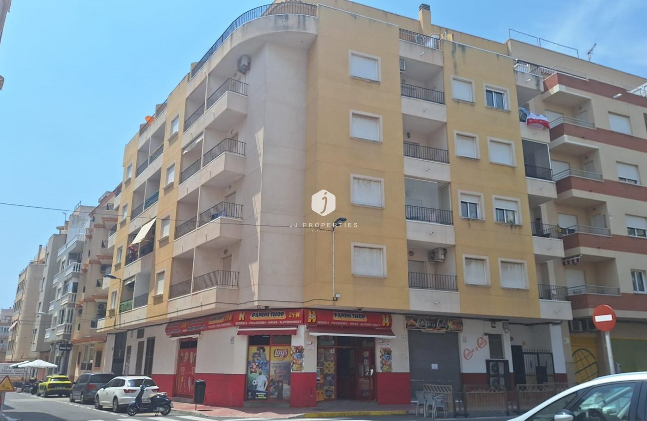 Segunda mano - Apartamento / piso -
Torrevieja - Playa del Cura