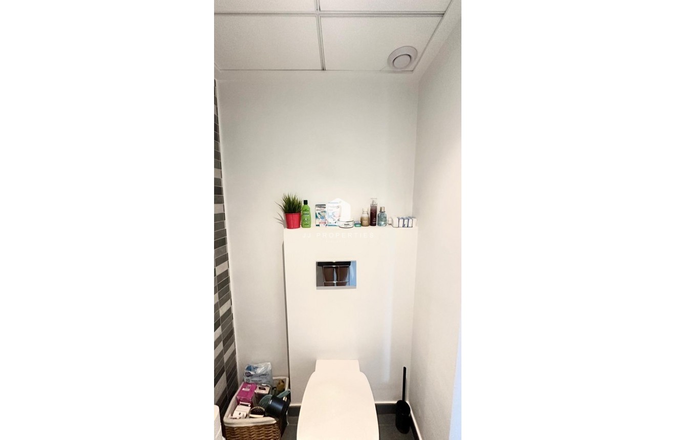 Segunda mano - Chalet -
Torrevieja - aguas nuevas