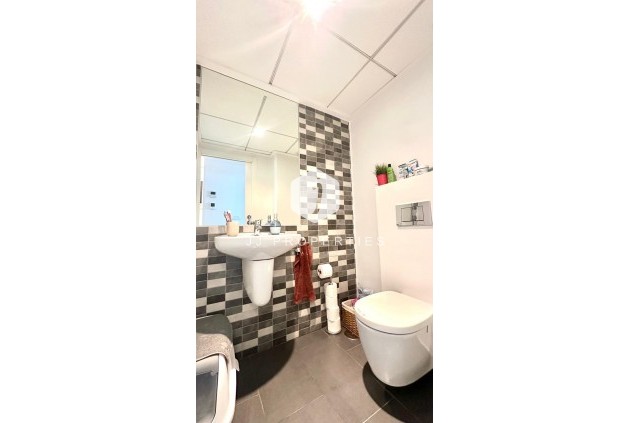 Segunda mano - Chalet -
Torrevieja - aguas nuevas