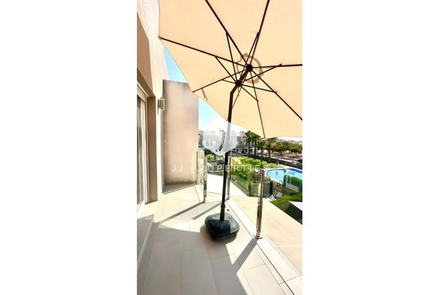 Segunda mano - Chalet -
Torrevieja - aguas nuevas