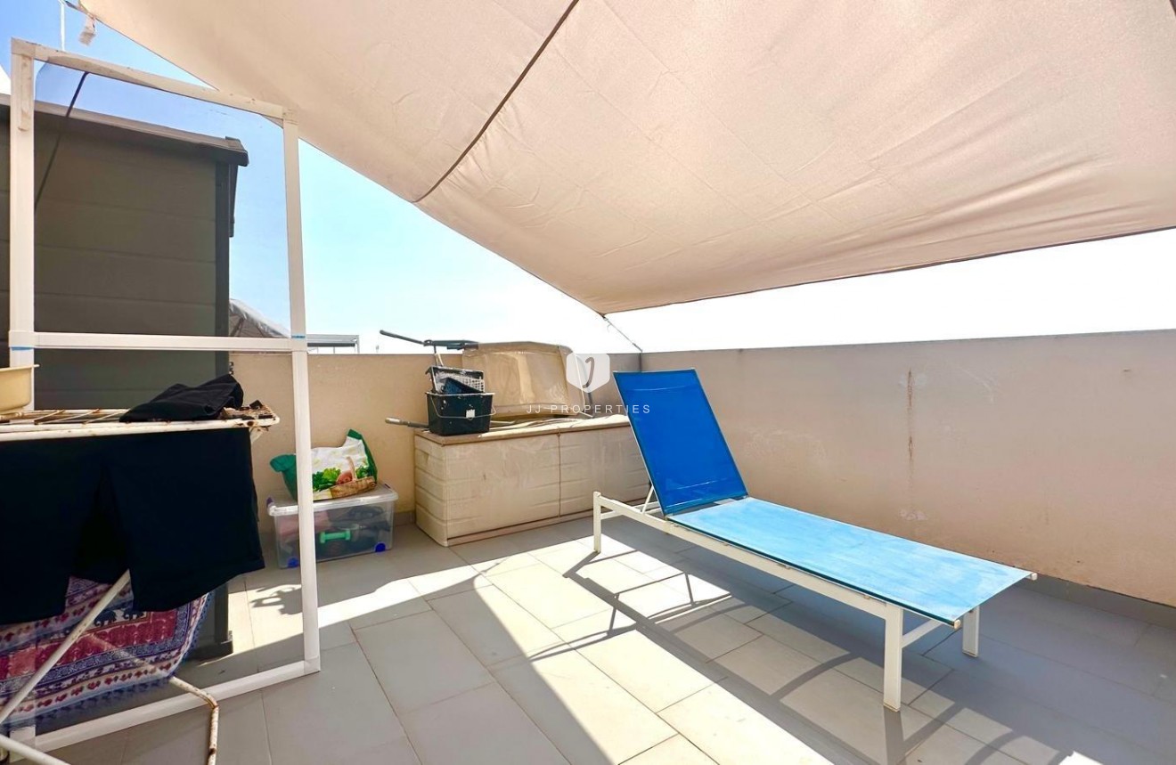 Segunda mano - Chalet -
Torrevieja - aguas nuevas