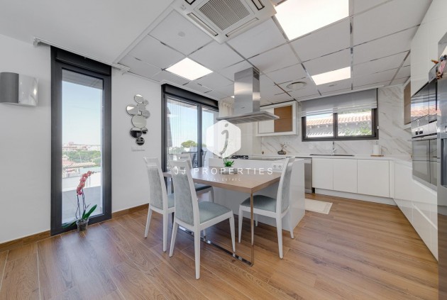 Segunda mano - Villa -
Torrevieja - Costa Blanca