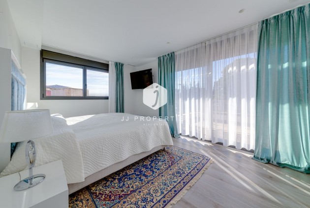 Segunda mano - Villa -
Torrevieja - Costa Blanca