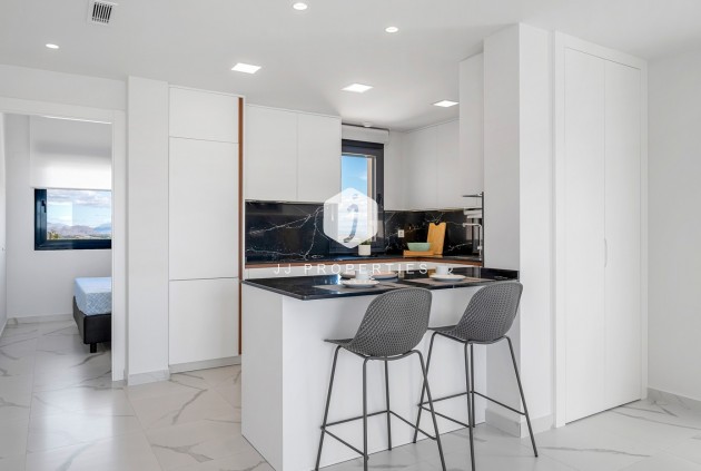 Z drugiej ręki - Daszek -
San Miguel de Salinas - Inland