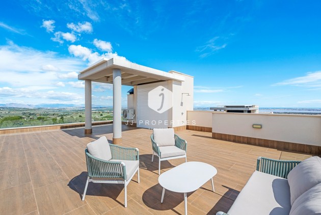 Z drugiej ręki - Daszek -
San Miguel de Salinas - Inland